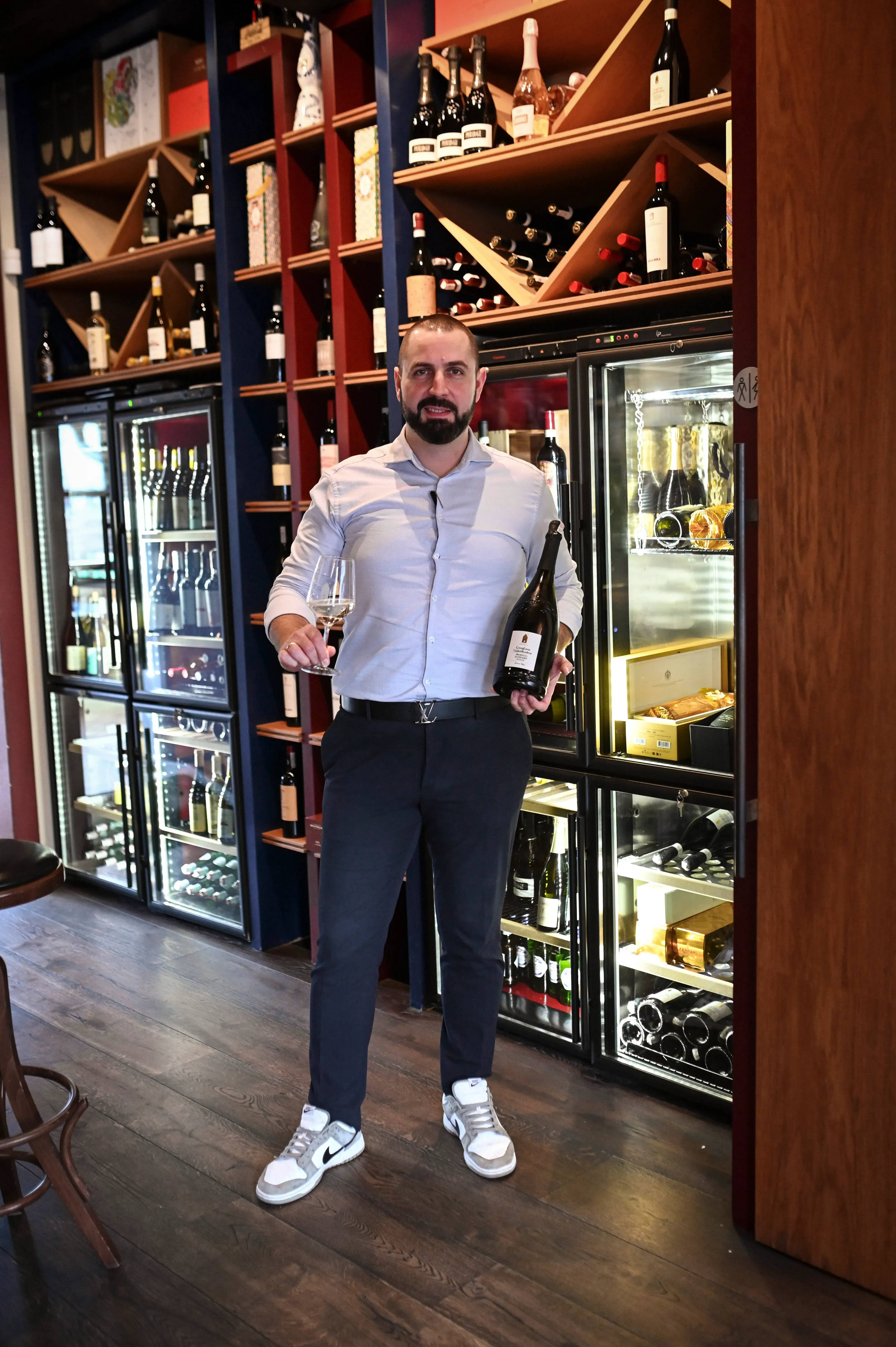 Andrea — właściciel restauracji